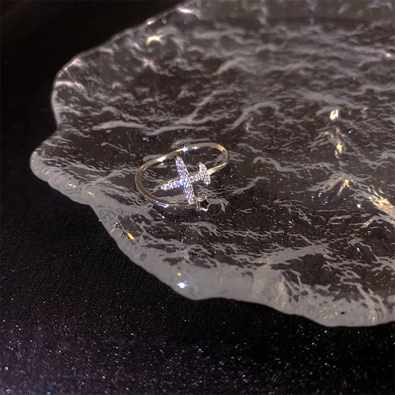 New Trendy Two-color Black Heart Rings For Women Minimalist Aesthetic Drop Of Oil Open Rings Female Metal Punk Party Jewelry